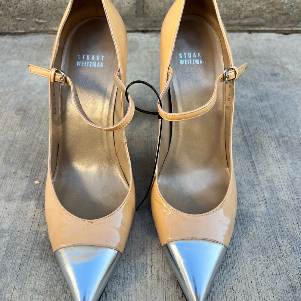 Stuart Weitzman Beige and Metallic Heels